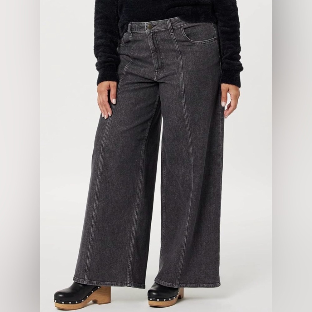 NWT Stylish Chic Plus Size Charcoal Wide-Leg Flare Jeans - Picture 4 of 5